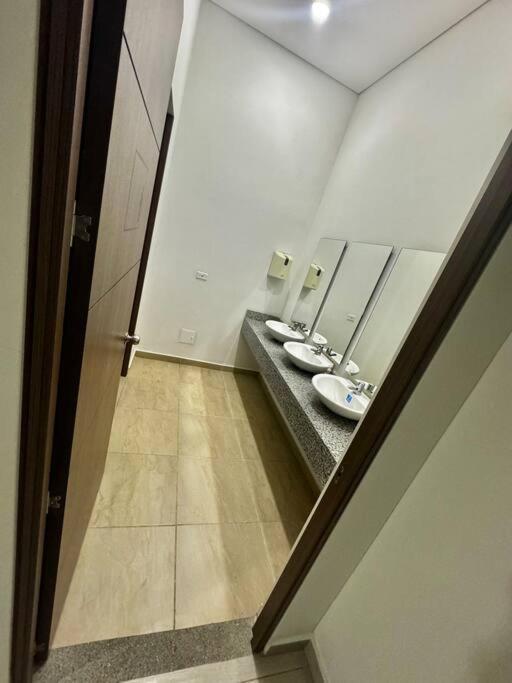 Apartamento En Bogota, Piso 13 Bogotá